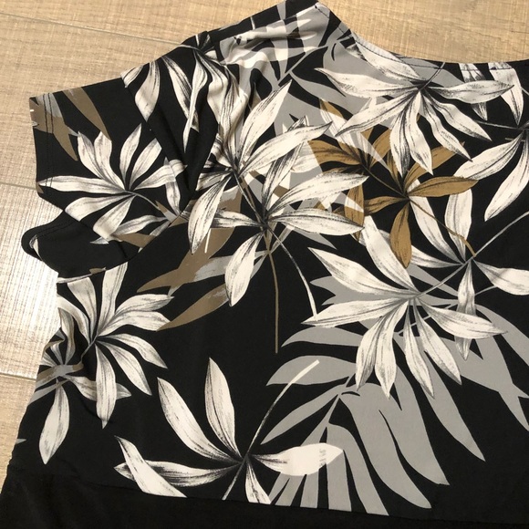 Long shirt playful floral print - Picture 6 of 8